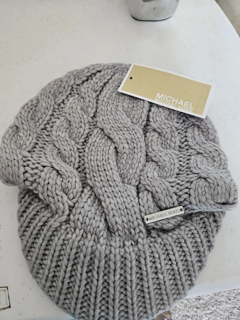 NWT Michael Kors Cable Knit Beanie Hat Gray Slouchy Winter Cap Silver Logo